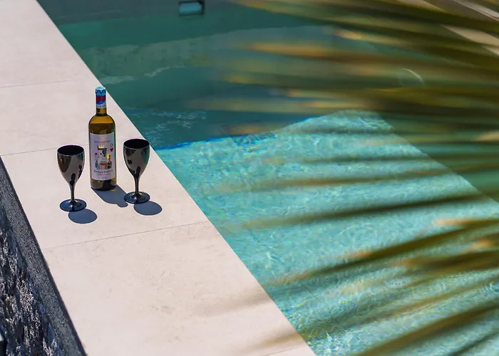 Santoview * Vourvoúlos